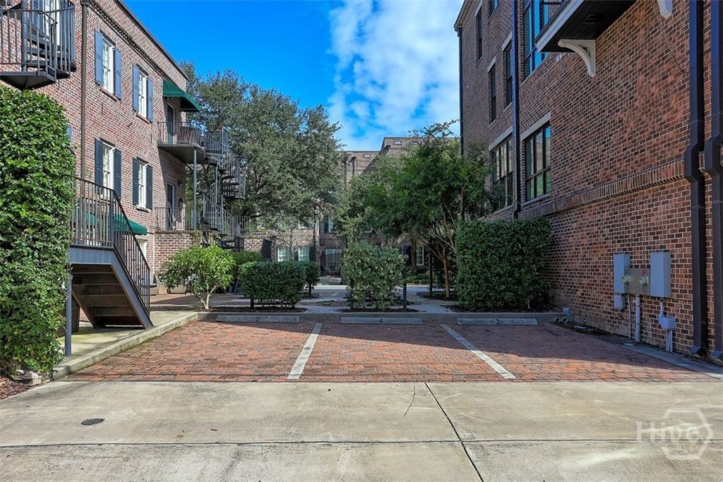 Image 66 of property listing at 407 E McDonough Street, Savannah, GA 31401