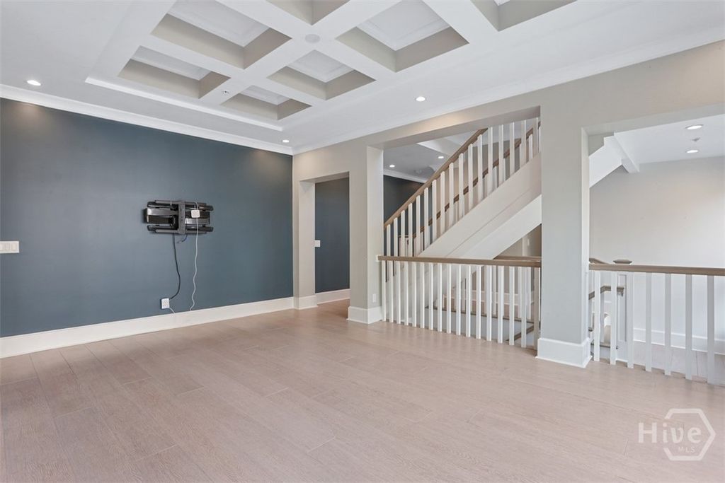 Image 7 of property listing at 407 E McDonough Street, Savannah, GA 31401