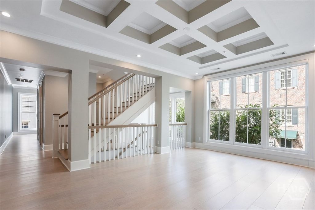 Image 9 of property listing at 407 E McDonough Street, Savannah, GA 31401