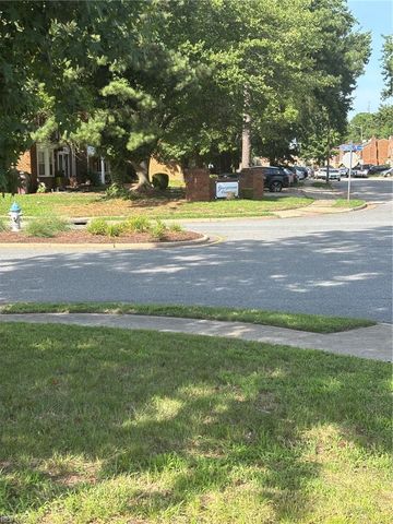 74 Colonial WAY, Chesapeake, VA 23325