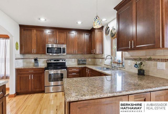 3417 N 125th Avenue, Omaha, NE 68164