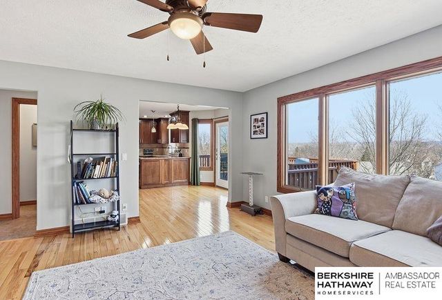 3417 N 125th Avenue, Omaha, NE 68164