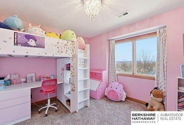 3417 N 125th Avenue, Omaha, NE 68164