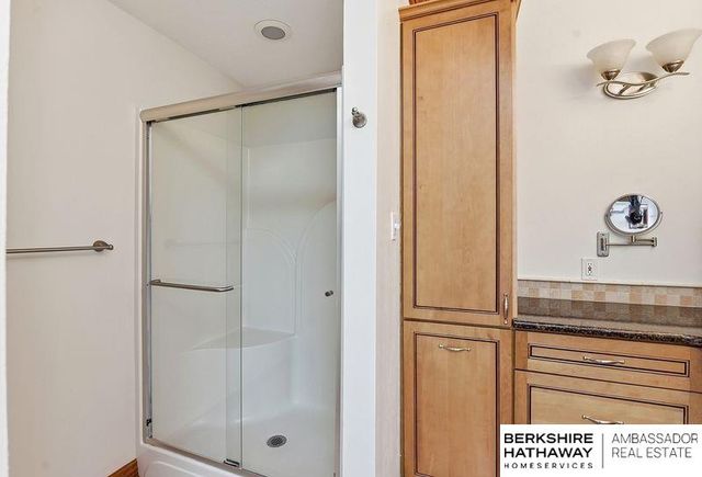 3417 N 125th Avenue, Omaha, NE 68164