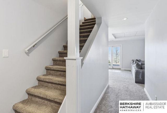 3417 N 125th Avenue, Omaha, NE 68164