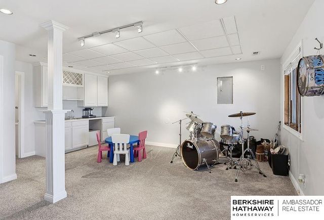 3417 N 125th Avenue, Omaha, NE 68164