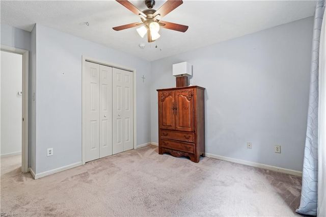 14 Windy Point DR, Poquoson, VA 23662
