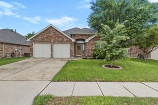 6803 Woodcrest Lane, Sachse, TX 75048