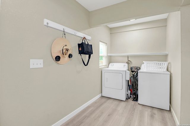 713 Lockhart, San Antonio, TX 78202