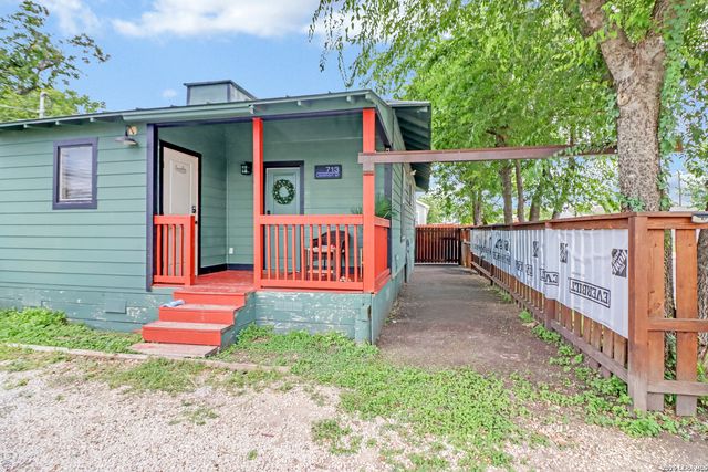 713 Lockhart, San Antonio, TX 78202