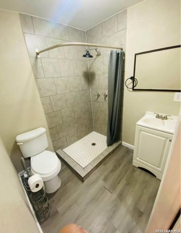 713 Lockhart, San Antonio, TX 78202