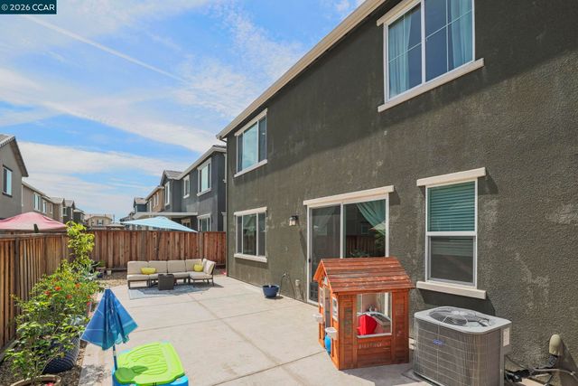 122 Granite Way, Oakley, CA 94561