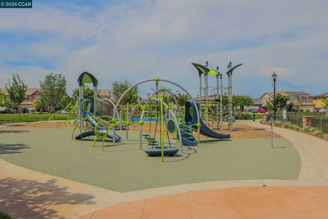 122 Granite Way, Oakley, CA 94561