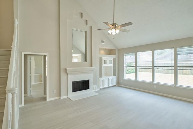 12415 Shadowknoll Drive, Houston, TX 77082