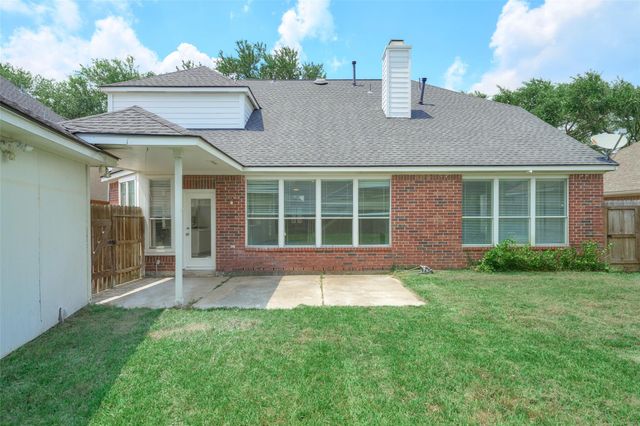 12415 Shadowknoll Drive, Houston, TX 77082