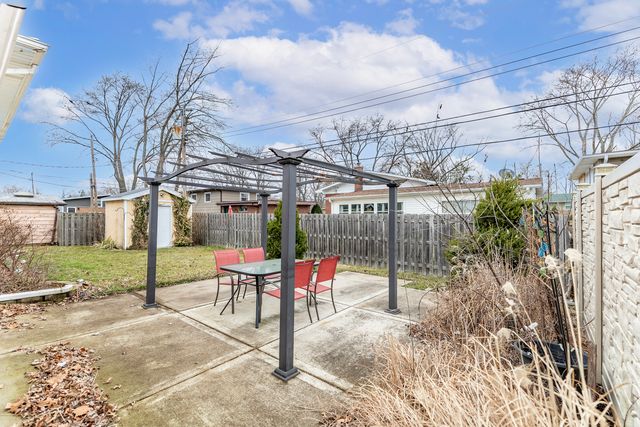 277 May Court, Chicago Heights, IL 60411