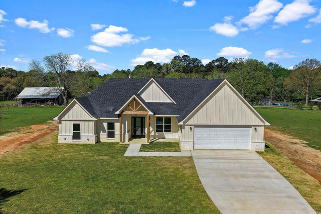 324 County Road 2204D, Tatum, TX 75691