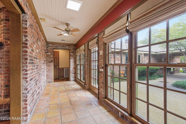 542 Robert Lee Circle, Lafayette, LA 70506