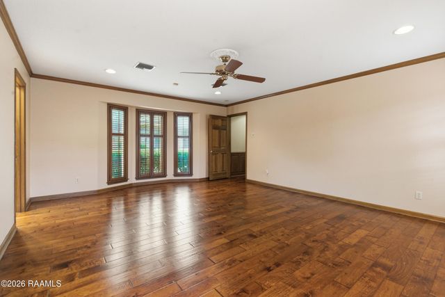 542 Robert Lee Circle, Lafayette, LA 70506