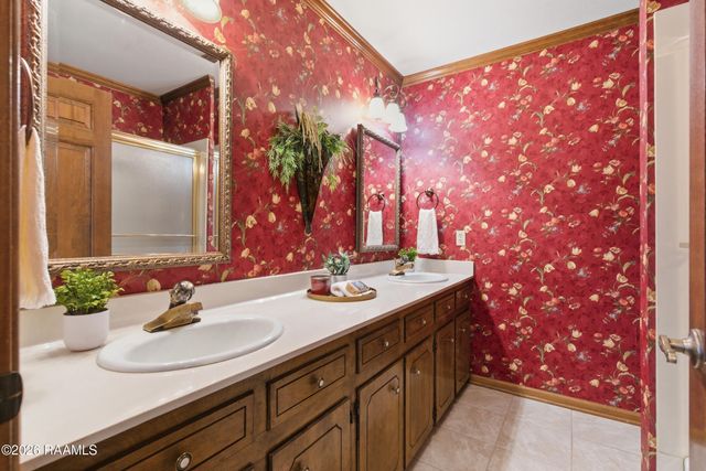 542 Robert Lee Circle, Lafayette, LA 70506