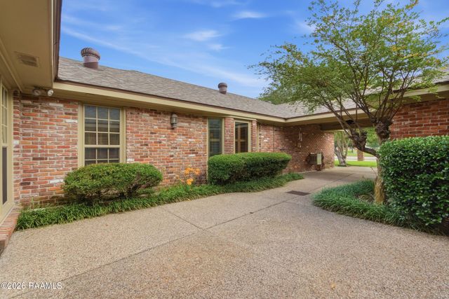 542 Robert Lee Circle, Lafayette, LA 70506