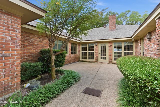 542 Robert Lee Circle, Lafayette, LA 70506