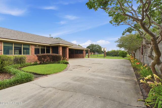 542 Robert Lee Circle, Lafayette, LA 70506