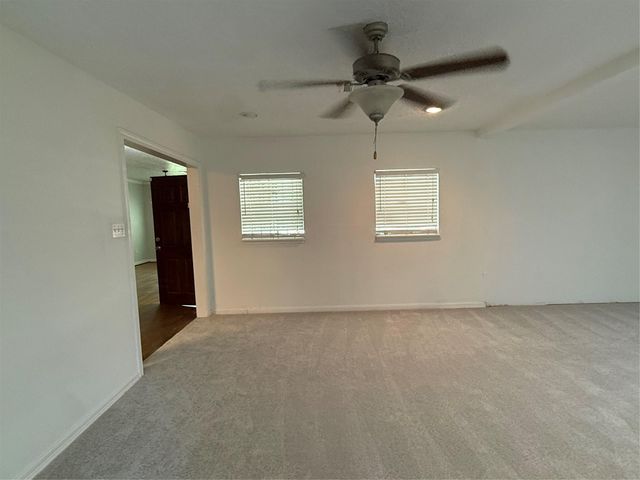 5651 Lyndhurst Drive, Houston, TX 77033