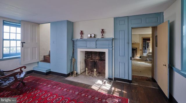 6832 PAXSON RD, New Hope, PA 18938