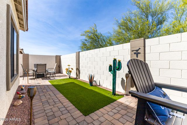 2756 S POWELL Road, Apache Junction, AZ 85119