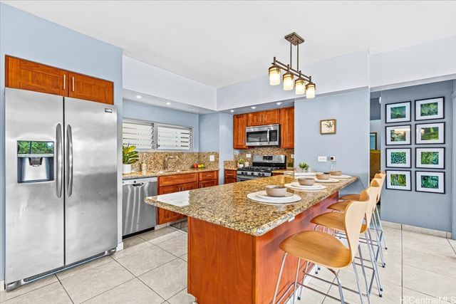 2161 Kalia Road 402, Honolulu, HI 96815