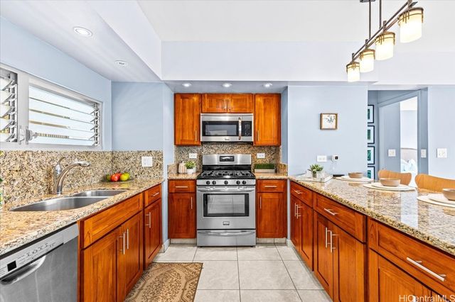 2161 Kalia Road 402, Honolulu, HI 96815