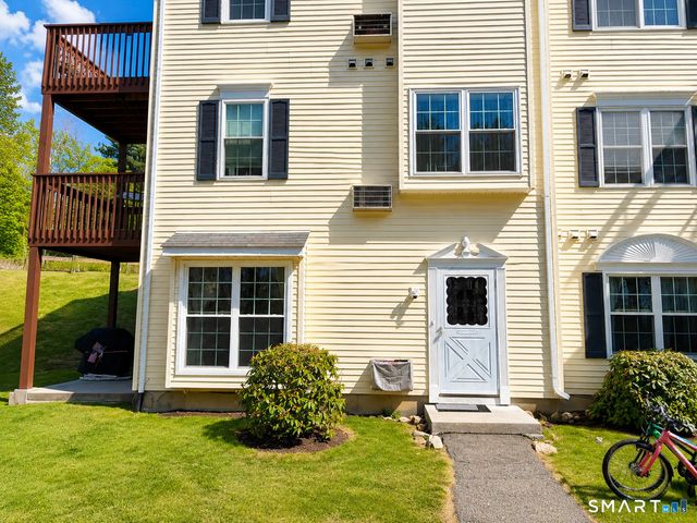 143 Spyglass Court 143, Torrington, CT 06790