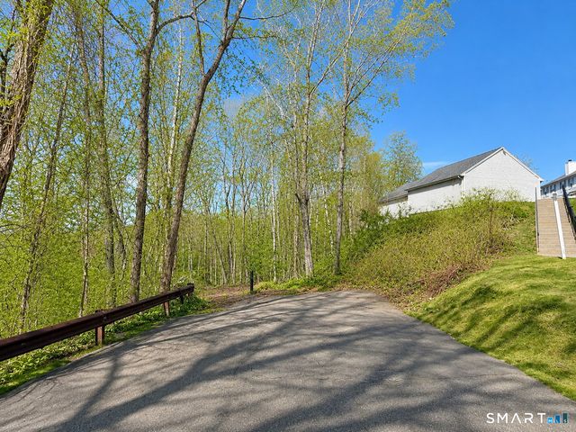 143 Spyglass Court 143, Torrington, CT 06790