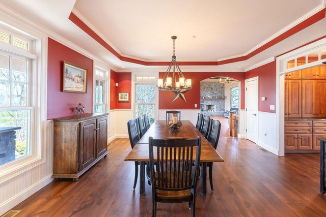 6 Crescent Drive, Bow, NH 03304