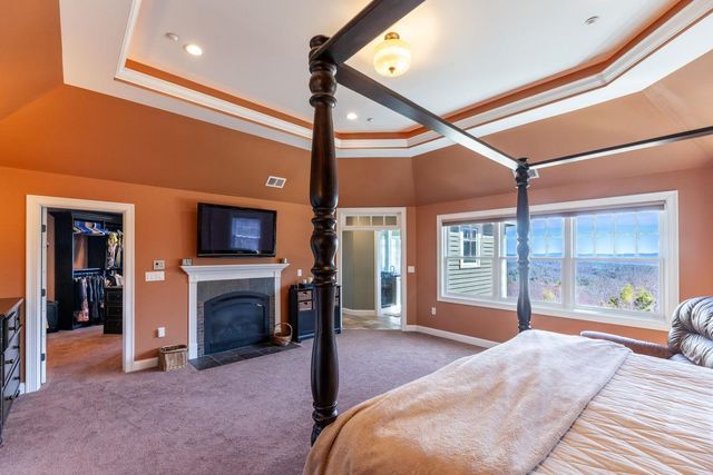 6 Crescent Drive, Bow, NH 03304