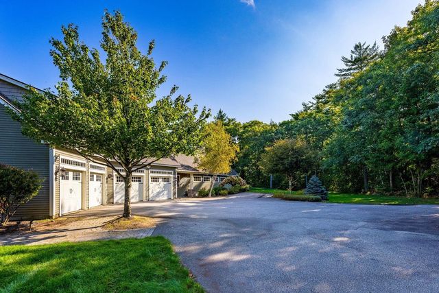 6 Crescent Drive, Bow, NH 03304