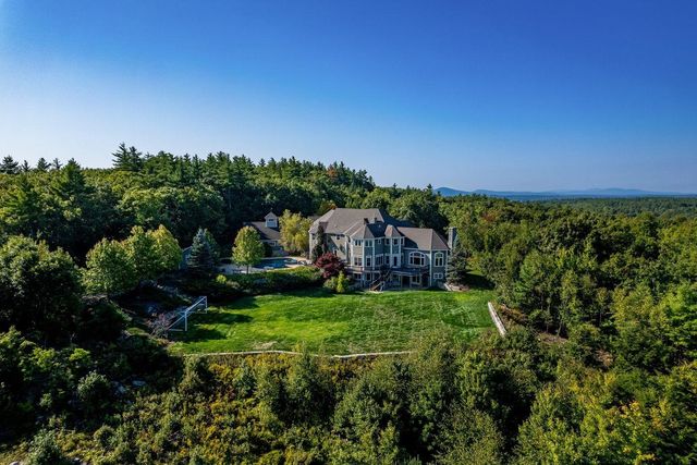 6 Crescent Drive, Bow, NH 03304