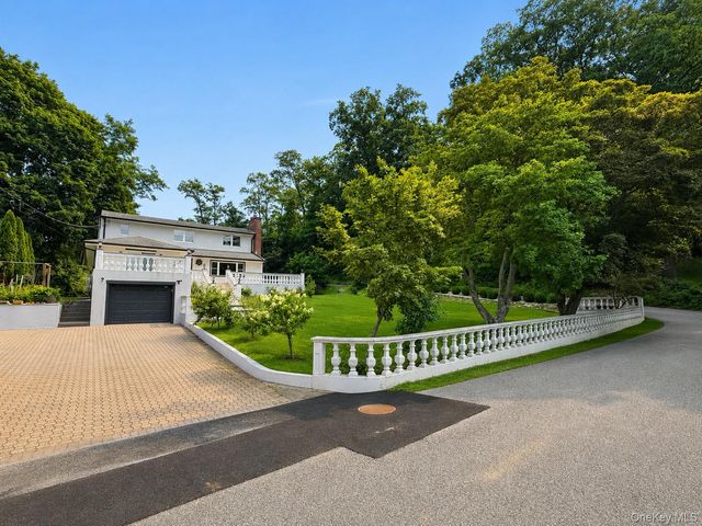 4 Hickory Drive, Mahopac, NY 10541