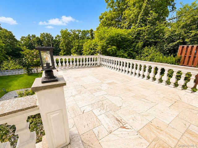 4 Hickory Drive, Mahopac, NY 10541