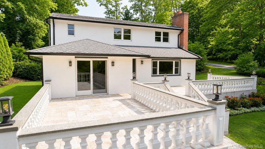 4 Hickory Drive, Mahopac, NY 10541