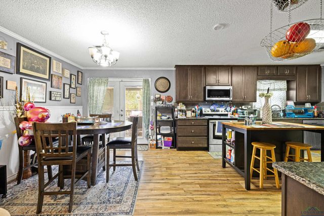 107 Dossey St, Longview, TX 75601