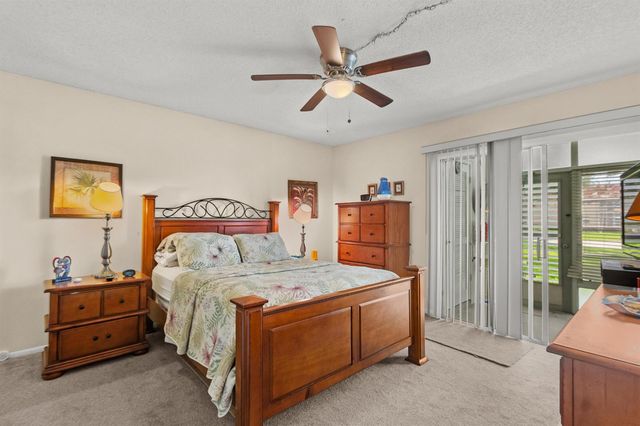 61 Woodland Drive 106, Vero Beach, FL 32962