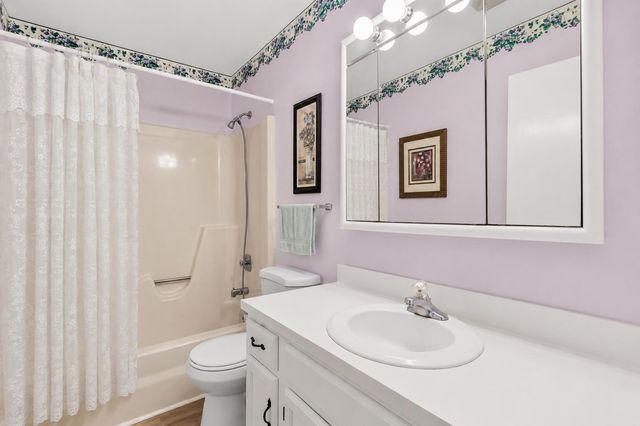 61 Woodland Drive 106, Vero Beach, FL 32962