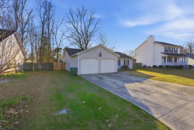 8391 Water Ash Way, North Charleston, SC 29420