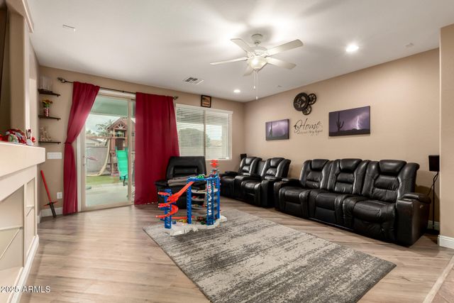 1265 W ROSEMARY Avenue, San Tan Valley, AZ 85140