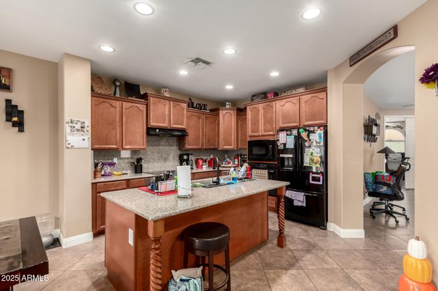 1265 W ROSEMARY Avenue, San Tan Valley, AZ 85140