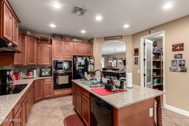 1265 W ROSEMARY Avenue, San Tan Valley, AZ 85140