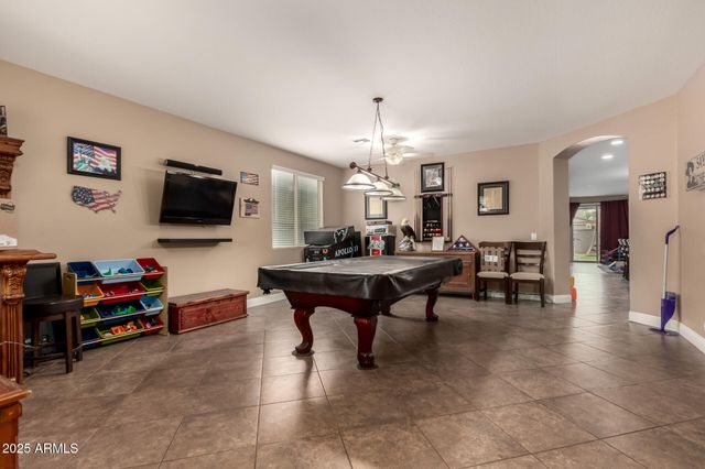 1265 W ROSEMARY Avenue, San Tan Valley, AZ 85140