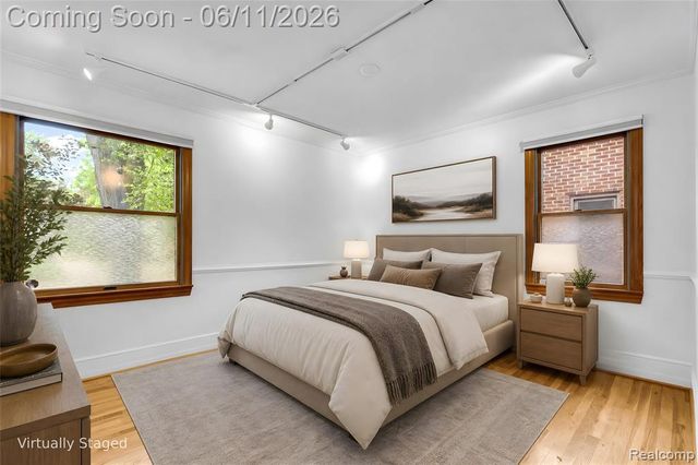 3015 Bembridge Road, Royal Oak, MI 48073
